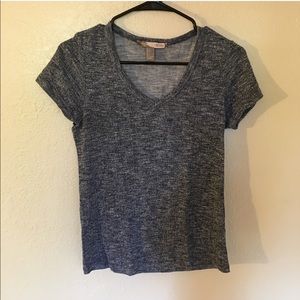 F21 navy colored textured design v-neck